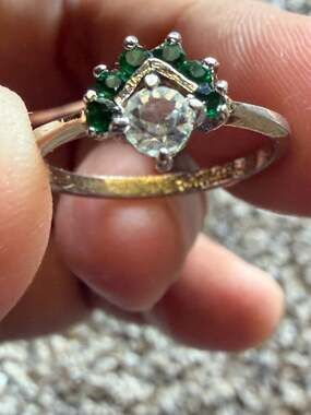 Vintage EDCO 14K Gold HGE Emerald and Clear CZ Fan Ring